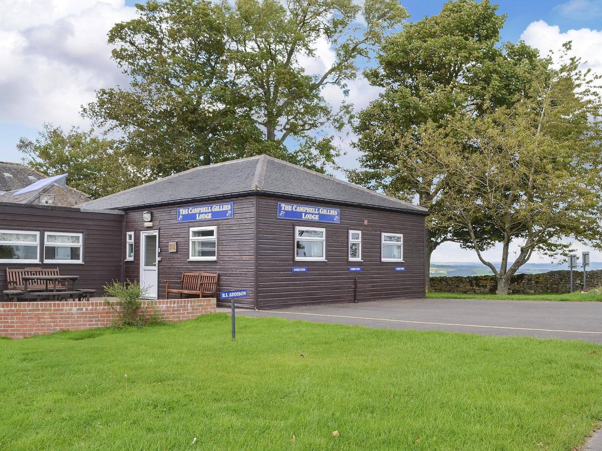 The Racecourse Lodge Hexham Exterior photo